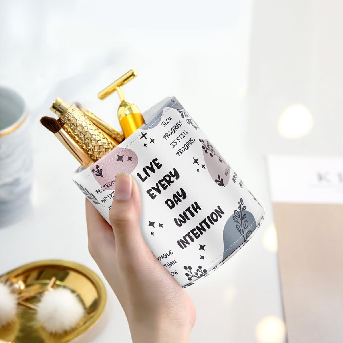 Pen Holder Cute, Pencil Cup, Makeup Brush Holder, Multi-Functional Round Leather