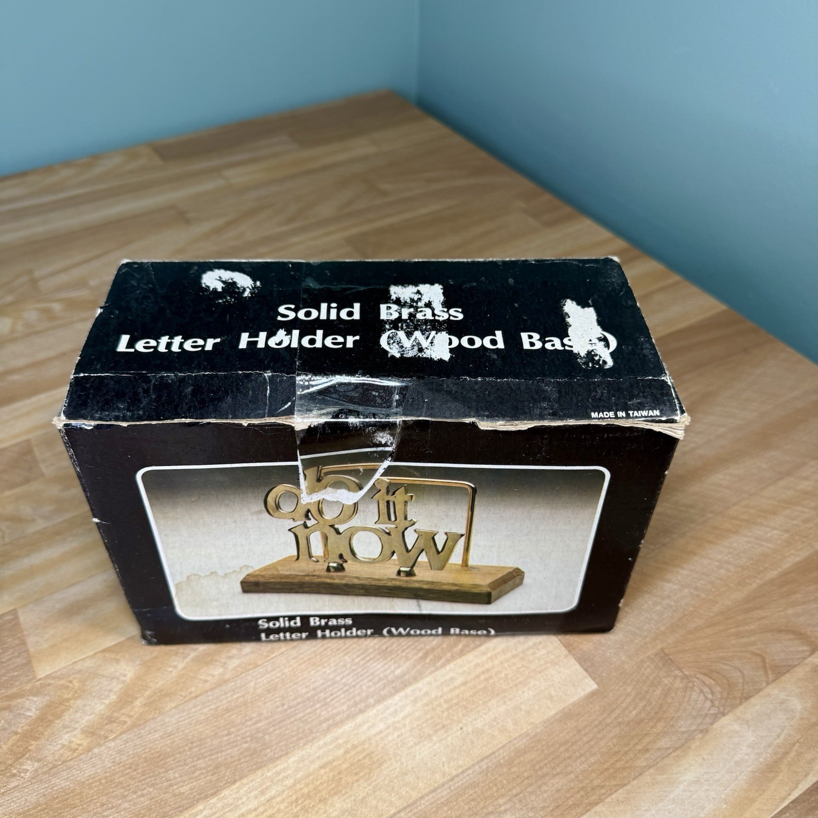 NEW 80s Retro Brass Wood Desk File Letter Holder Stand Office DO IT NOW w/ Box