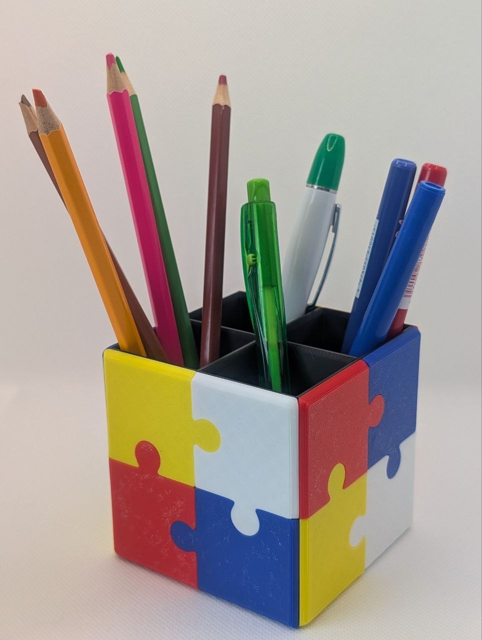 Fun Pen Holder / Stationery Organiser – Great for Kids & Teacher Gift