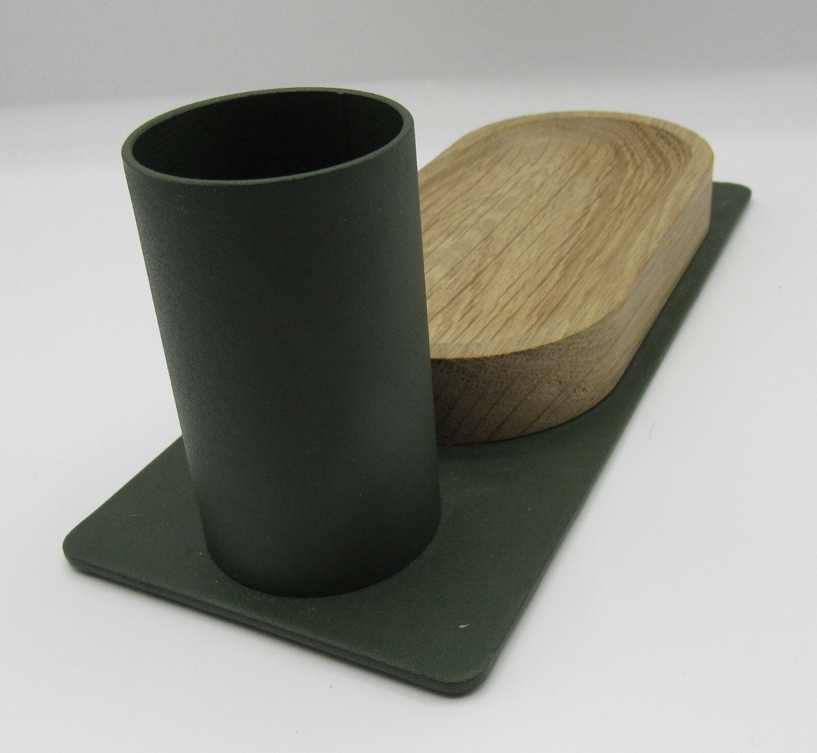 Most Modest powder coated steel/wood desk organizer pen holder dish green metal