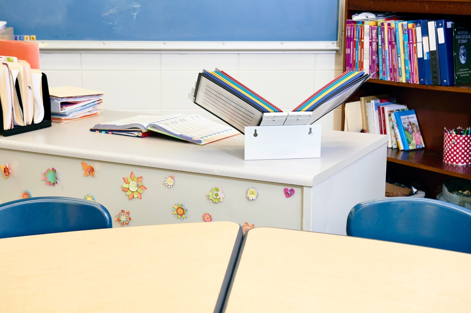 VARIO Desk Reference System 20 Panels Letter Size Assorted Colors Durable