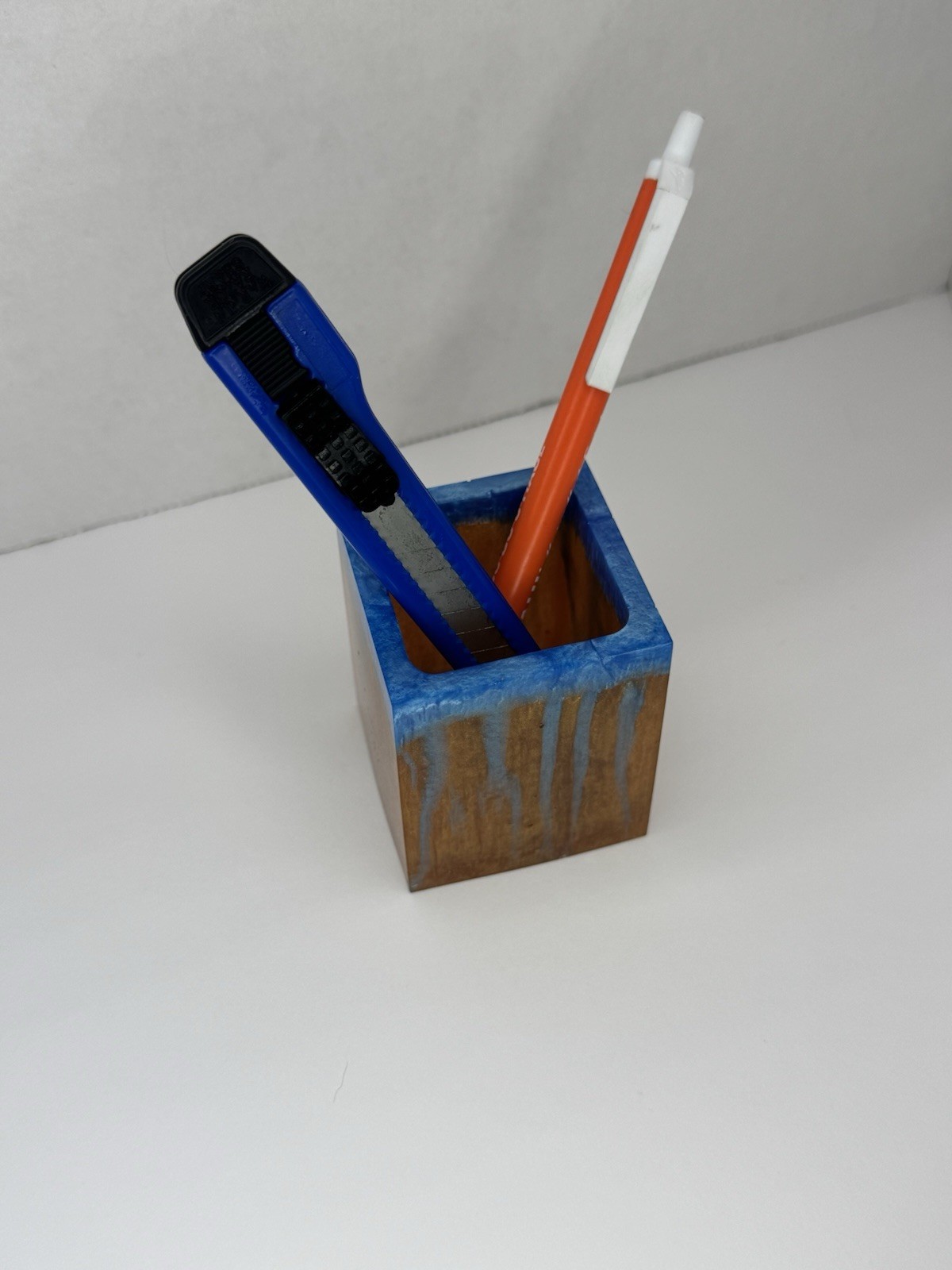 Handmade Resin Pencil Holder – Square Pen Holder – Blue & Copper Design For Desk