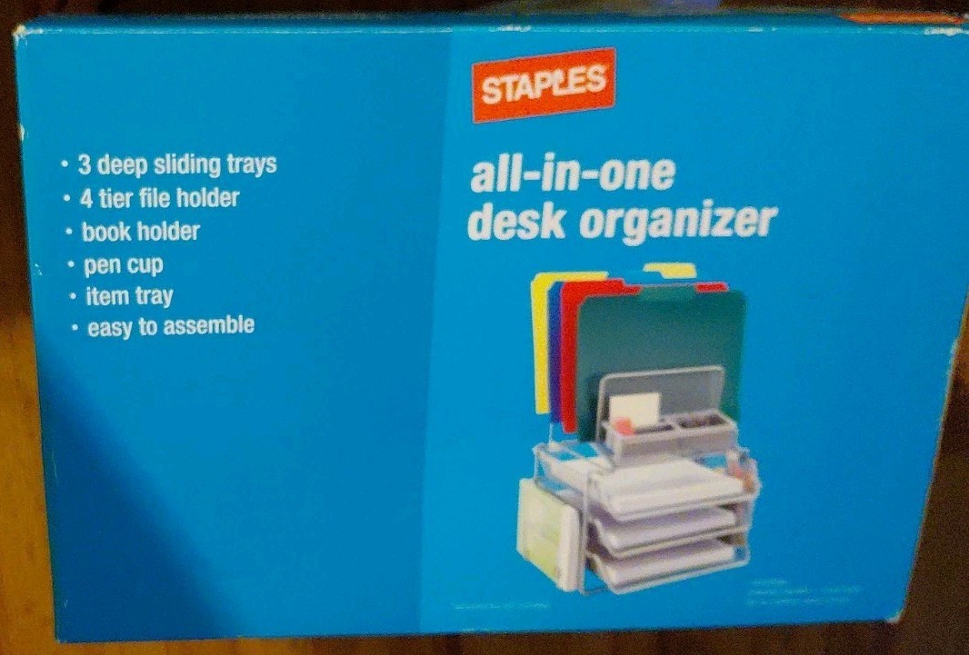 STAPLES All‑In‑One Wire Mesh Desk Organizer, 10‑Compartment Accessory SILVER