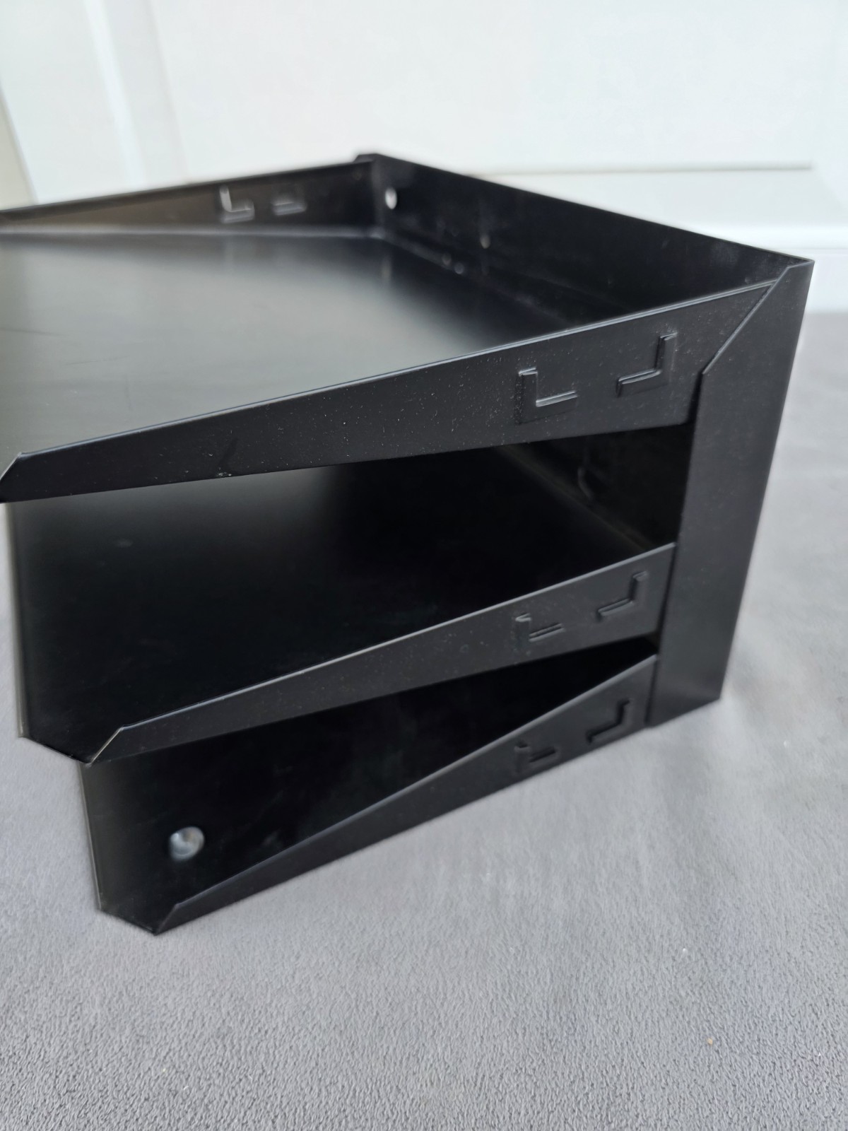 Huron Horizontal 3 Slot Steel Desk Organizer/Sorter Black HASZ0159