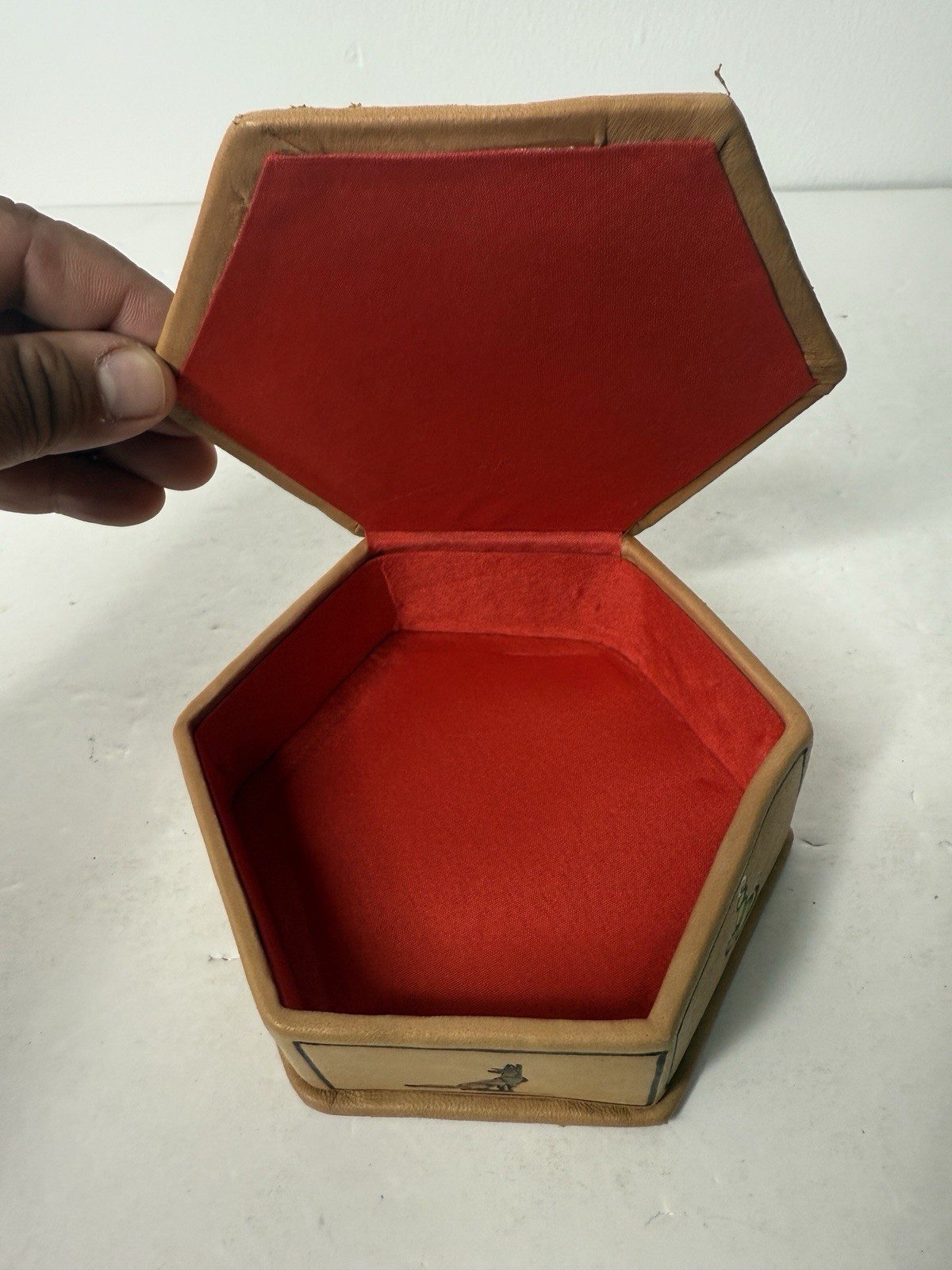 Vintage Faux Leather Hexagon Storage Jewelry Box Red Felt Texas Coyote Handmade