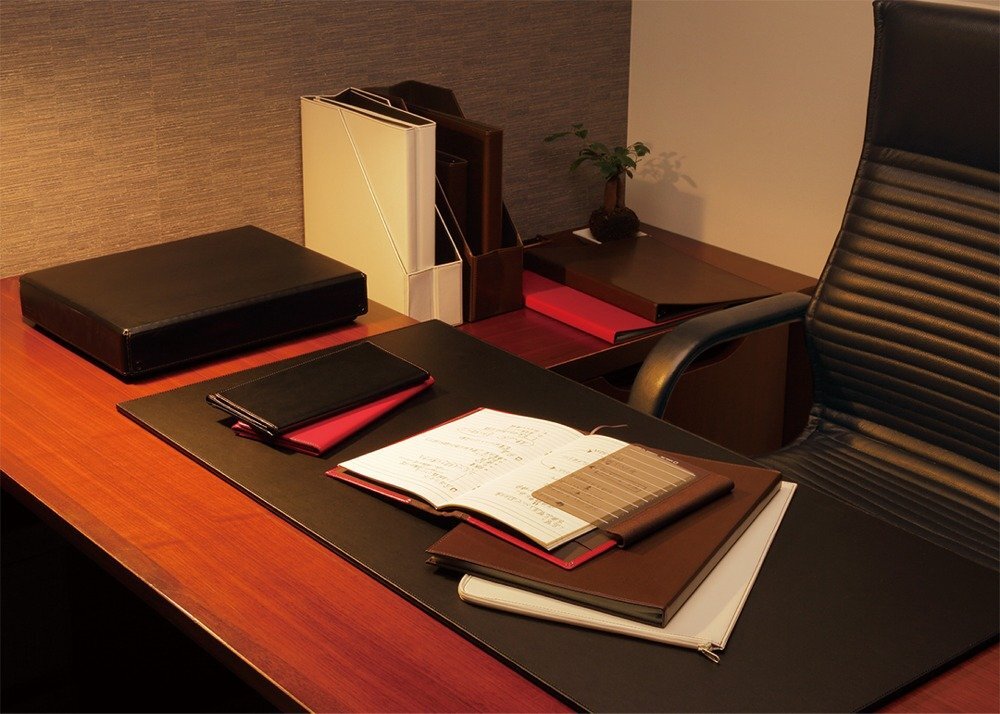 King Jim 1967LF Desk Mat Leathafe Synthetic Leather Size L From Japan