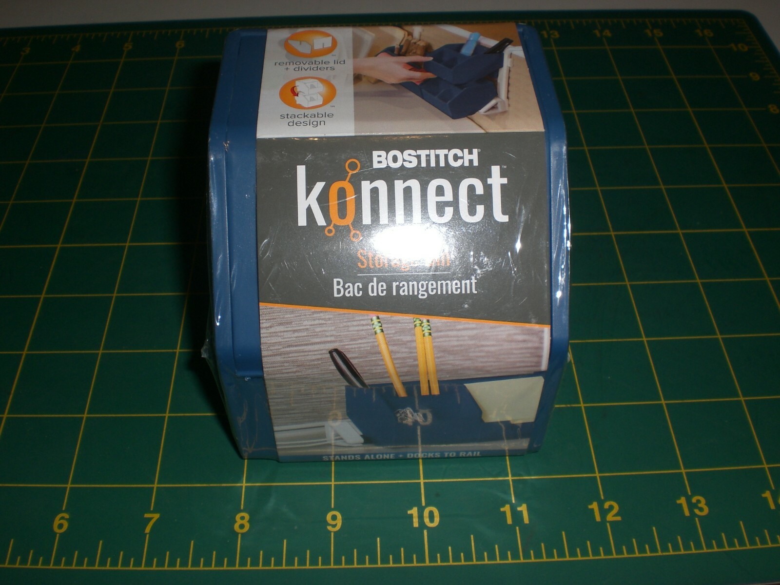 BOSTITCH KONNECT PLASTIC STORAGE BIN Removable Lid & Divider BLUE