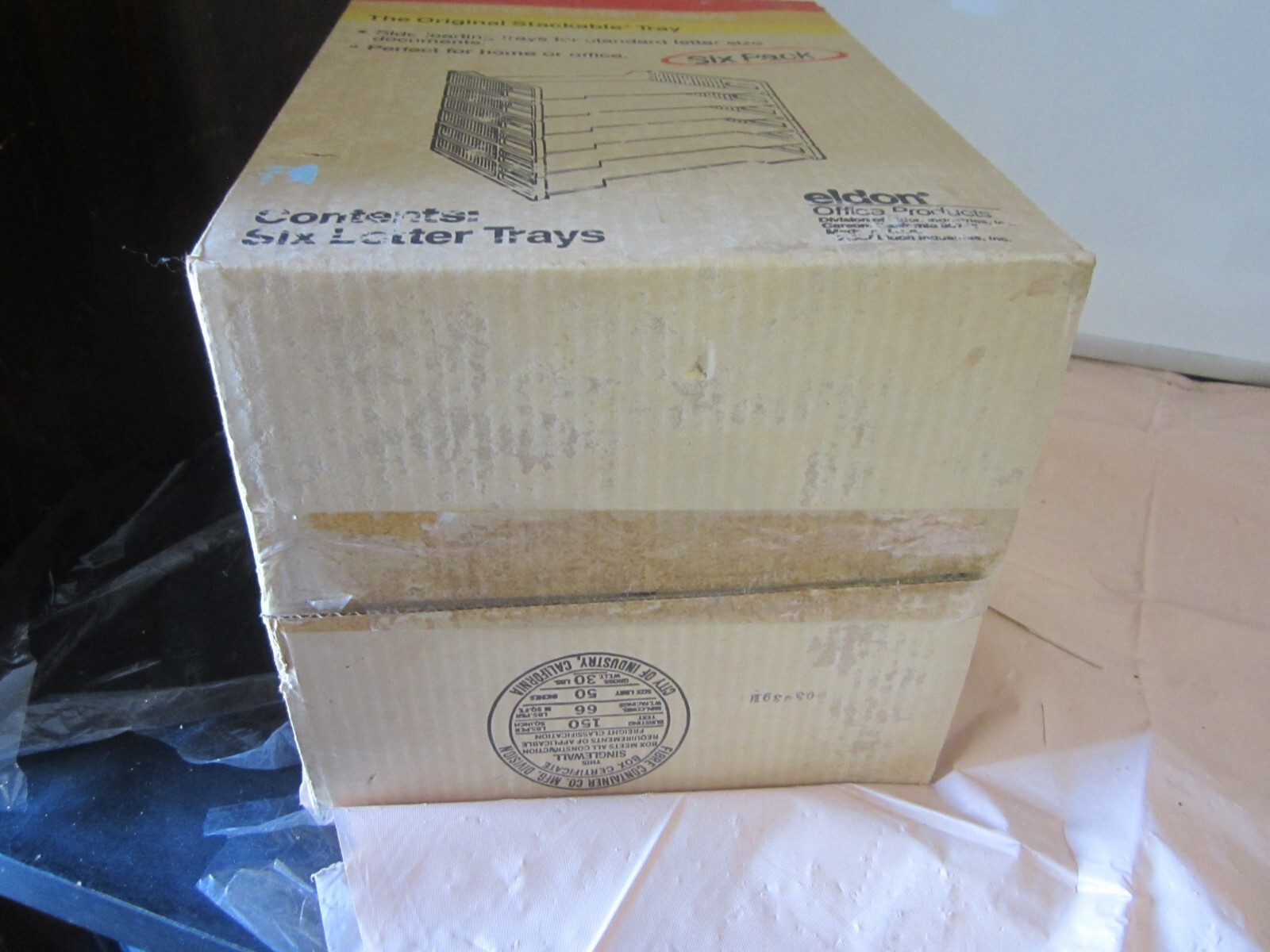 Vintage ELDON Plastic Trays 6 Pack Brand New in Box ( hard to find like that)
