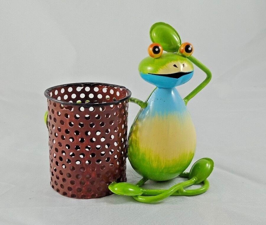 Handmade Painted Happy Frog Pen Holder: Whimsical Desk Organizer