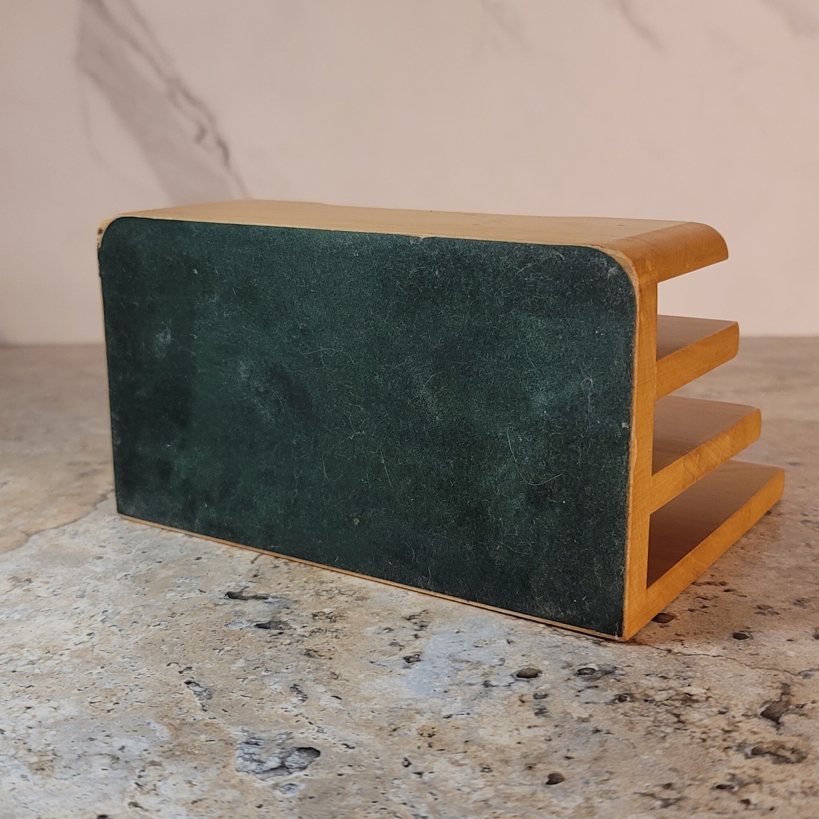 VINTAGE WOODEN MCM 3 SLOT DESKTOP MAIL ORGANIZER WITH FELT BOTTOM