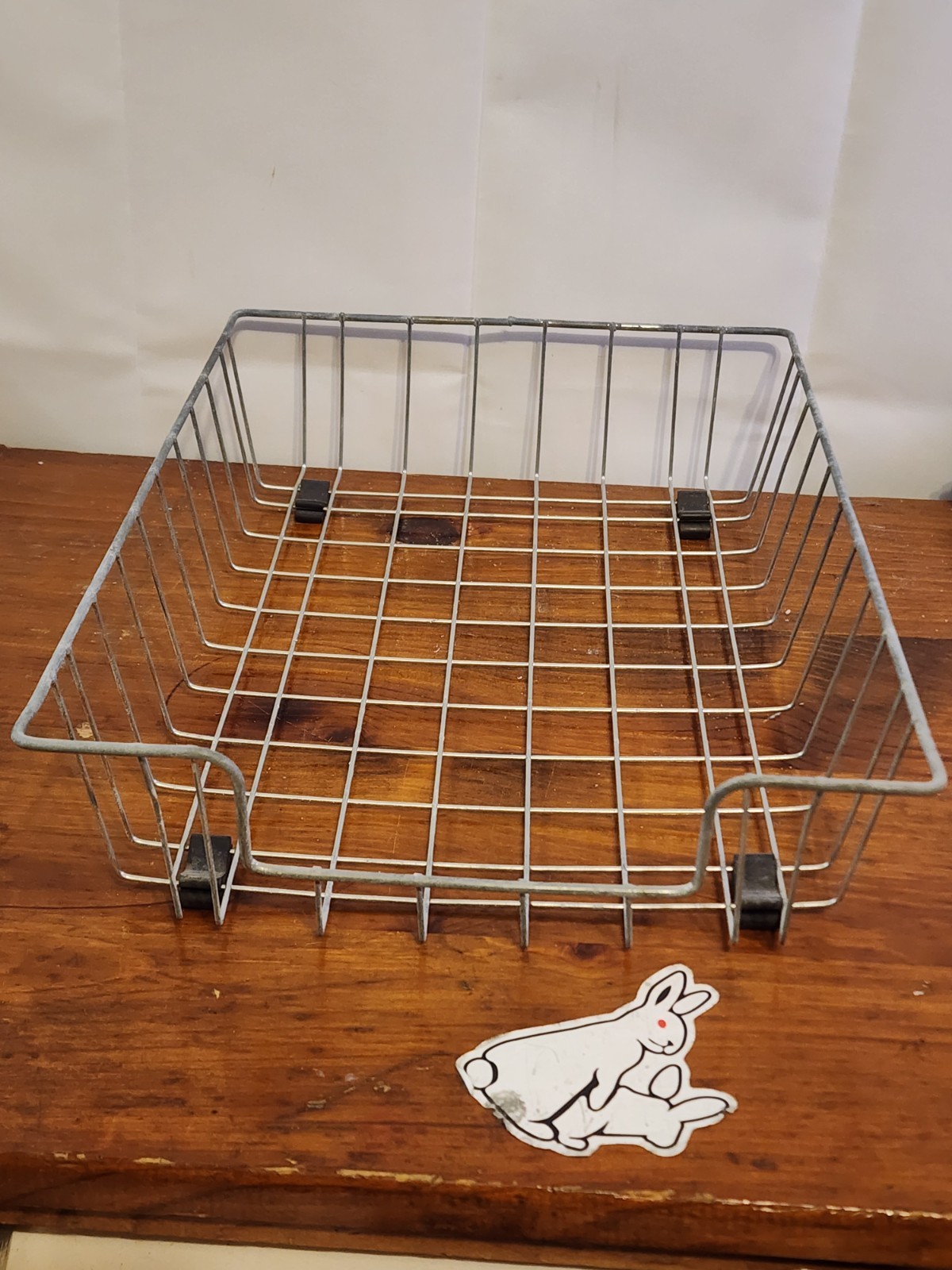 Lot of 2 Vintage Metal Wire In/Out Basket Office Desk Paper Tray w/ Rubber Feet