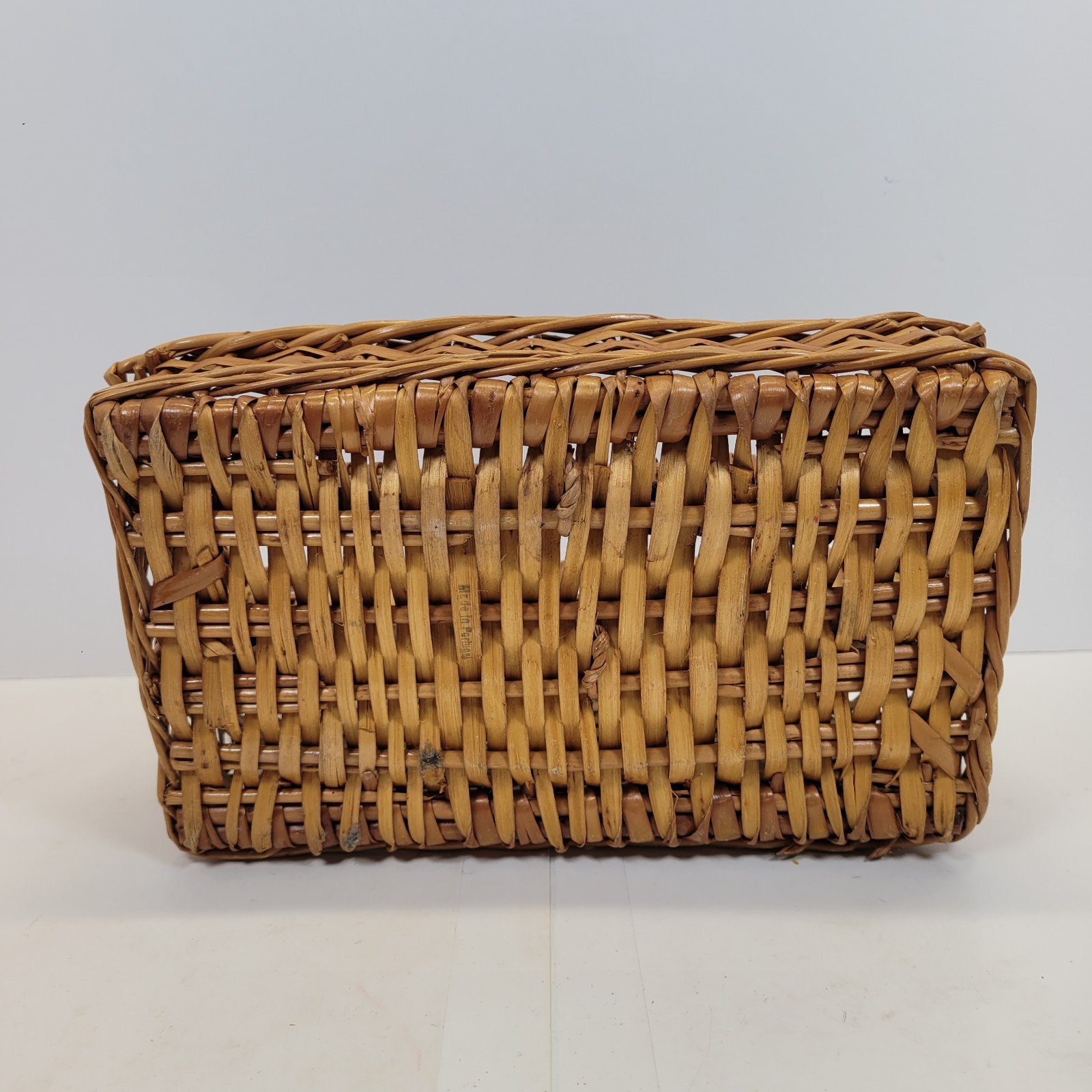 VTG 3 Compartment Wicker Desk Organizer 1829S25