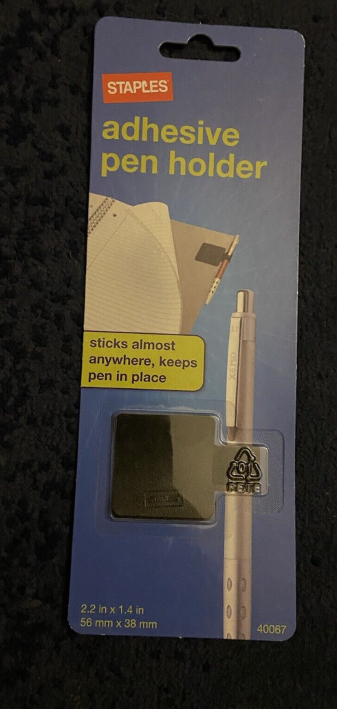 Staples Adhesive Pen Holders 4 packs