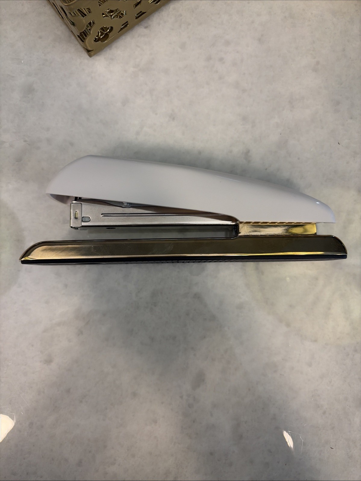 Gold Desk Organizers Paperclips Binder Clips & Swingline White Gold Stapler Set
