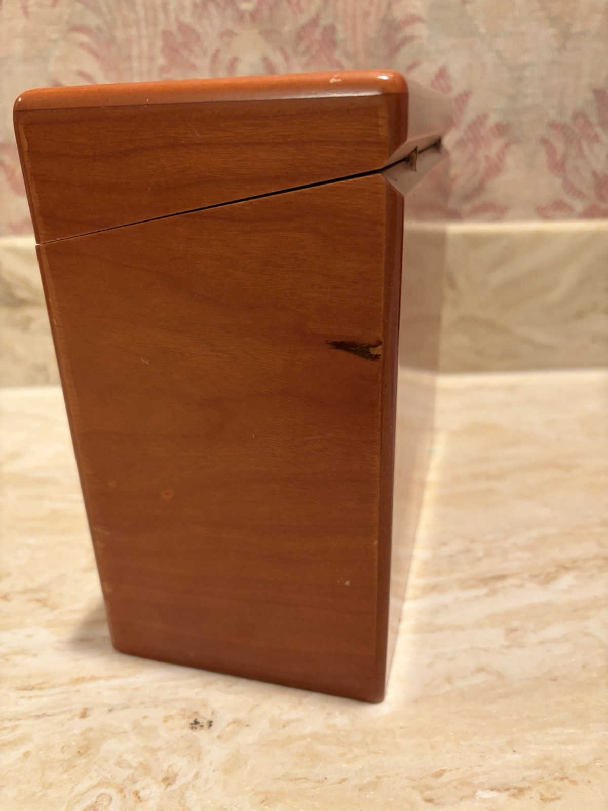 Vintage Levenger Wooden Pencil Fountain Pen Pencil Holder Desktop Display Box