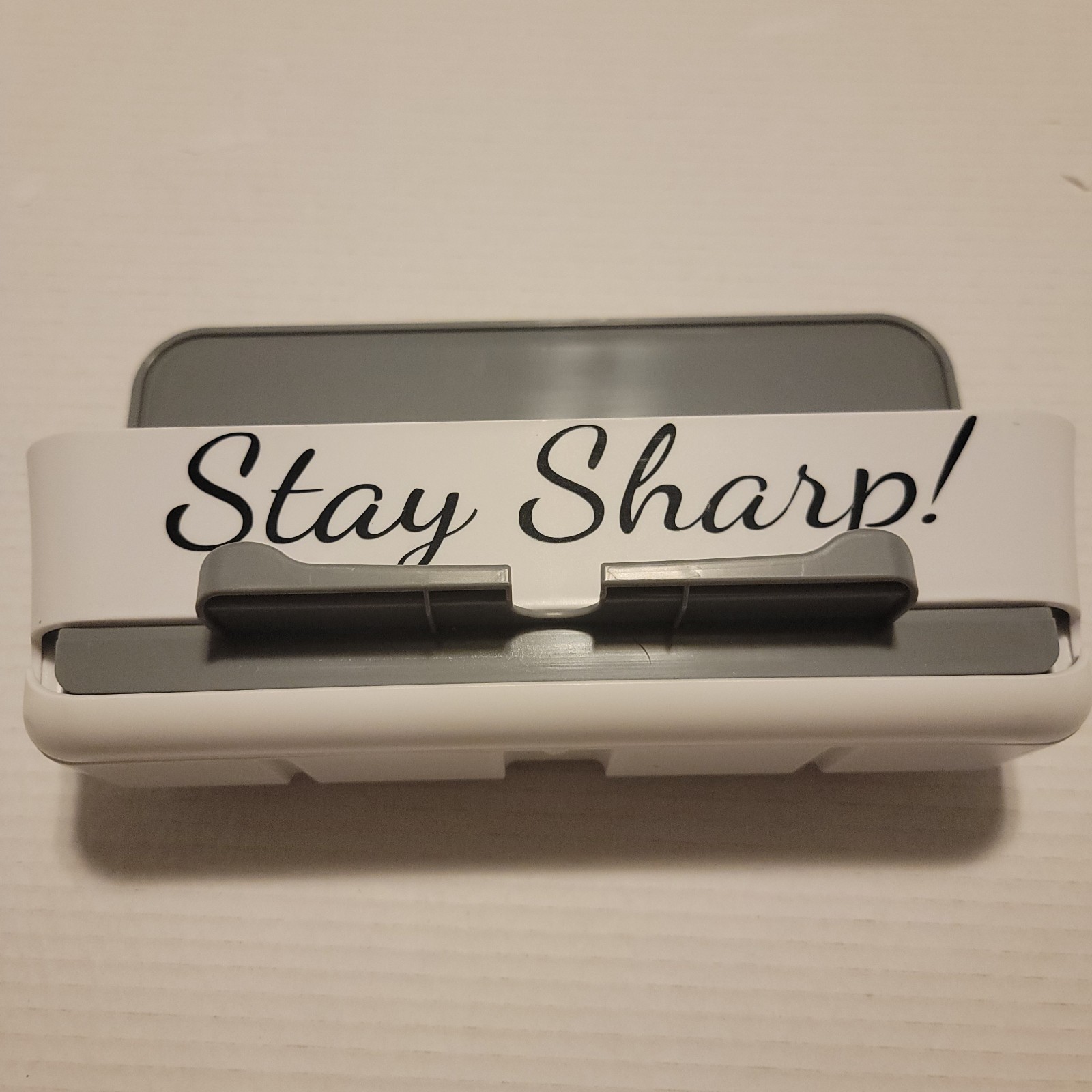 Pencil Dispenser for Classroom, Home, Office Use, Teacher Supplies Durable CUTE