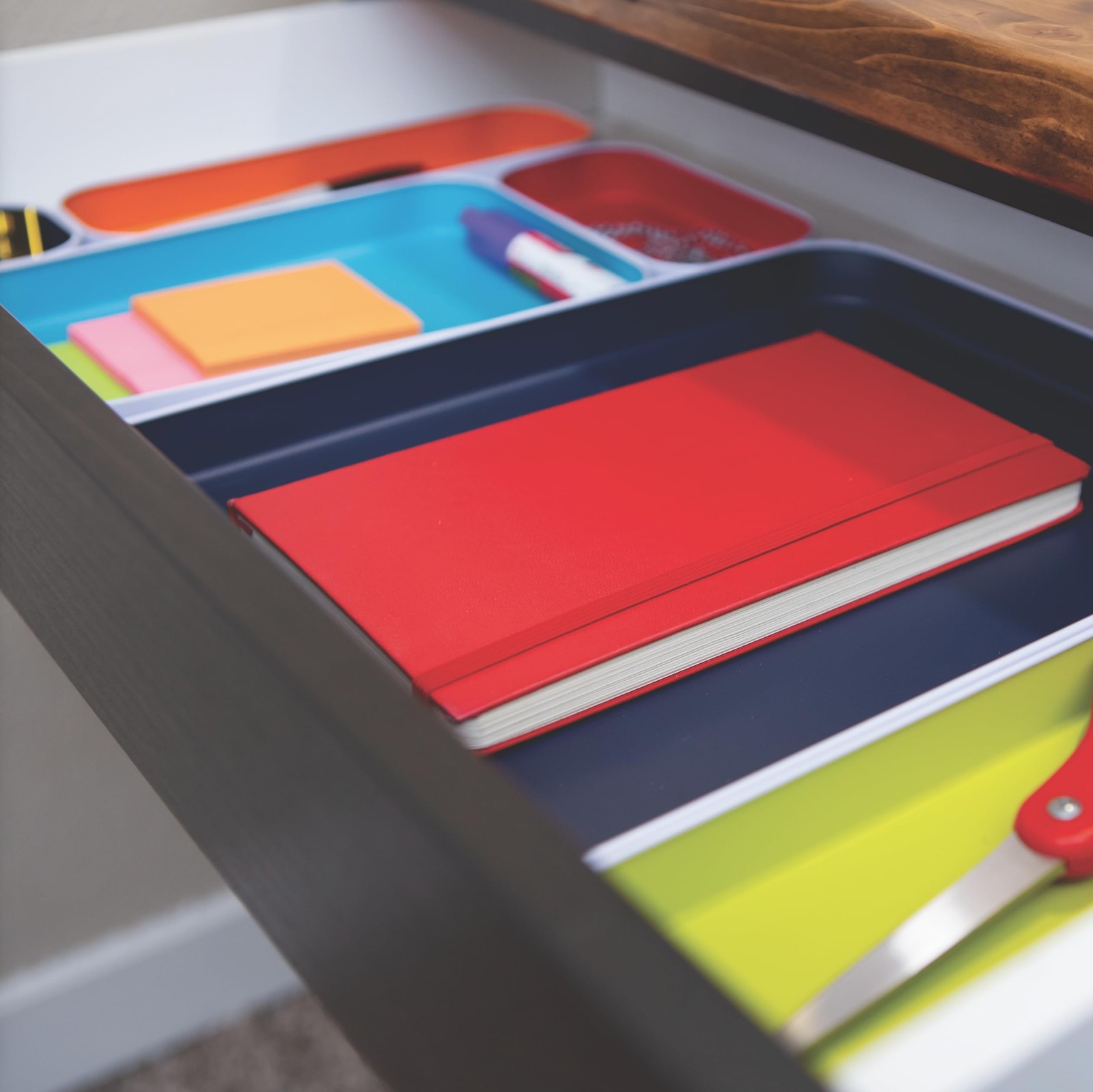 6 Piece Metal Organizer Tray Set for Storing Makeup, Stationery, Utensils, an…