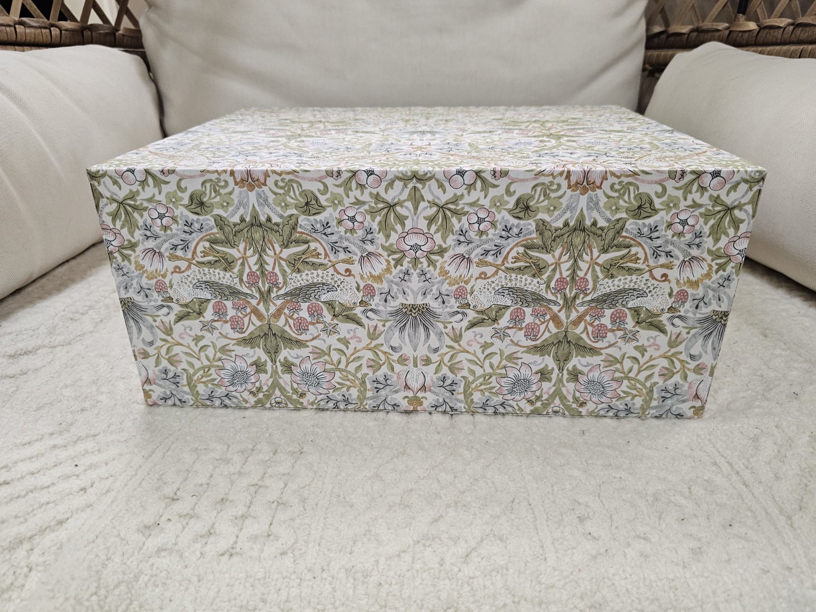 Morris and Co Strawberry Thief Desk Organizer Storage Box with 3 Drawer Rare
