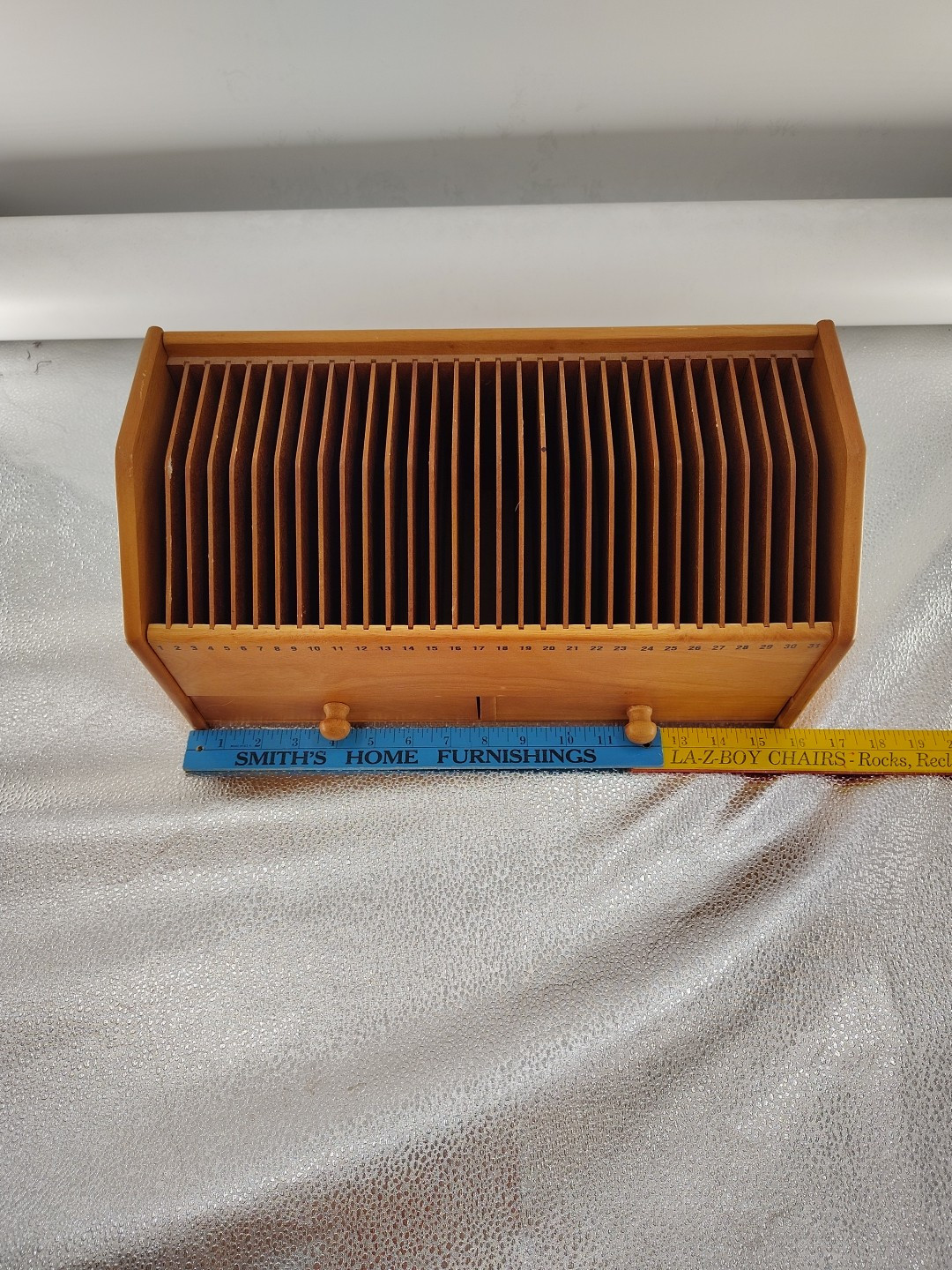 VTG LILLIAN VERNON Wood Desktop Mail CD-BILL ORGANIZER 31 SLOTS & DRAWERS