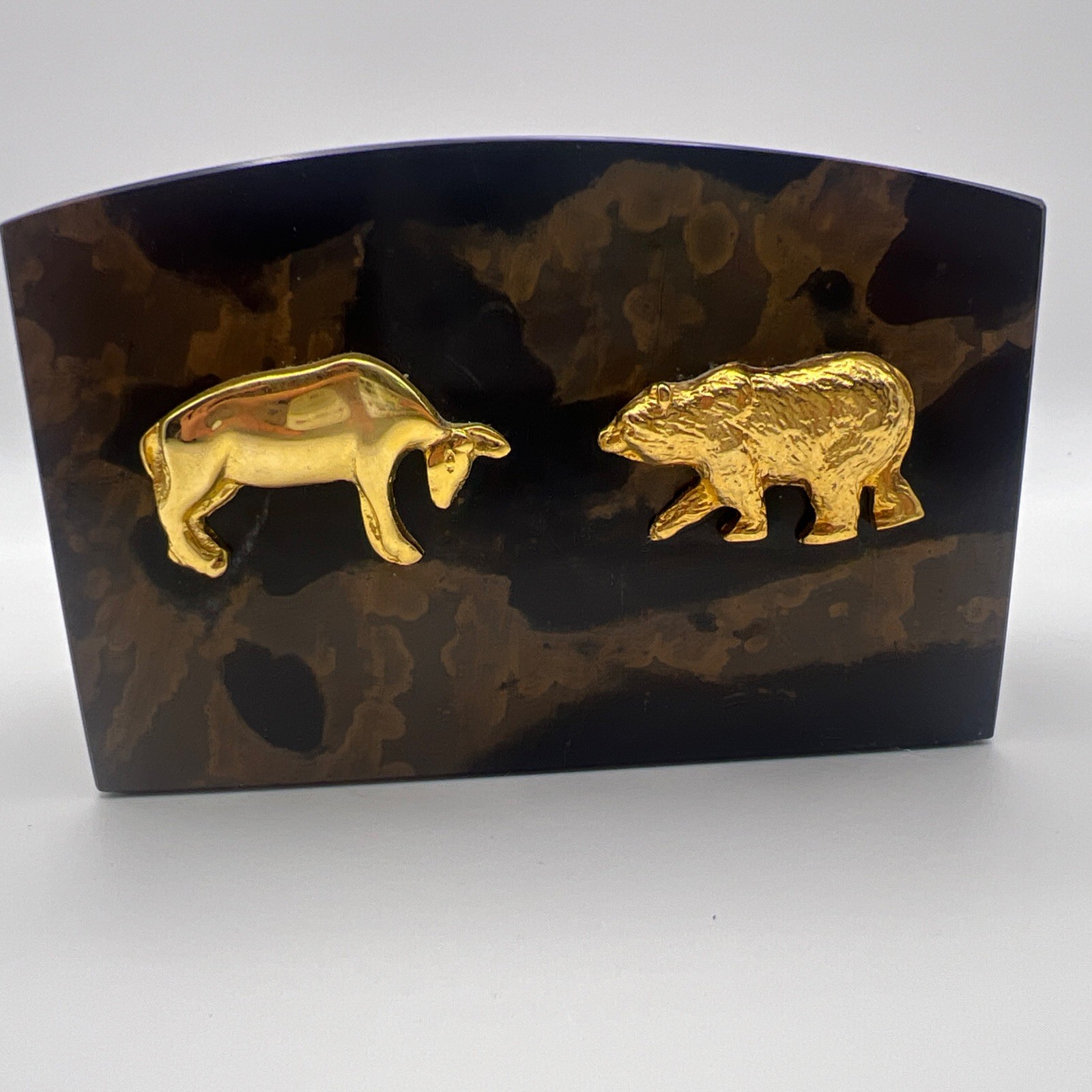 Bey-Berk Wall Street Golden Bull and Bear Tiger Eye Marble Pen Pencil Holder ￼