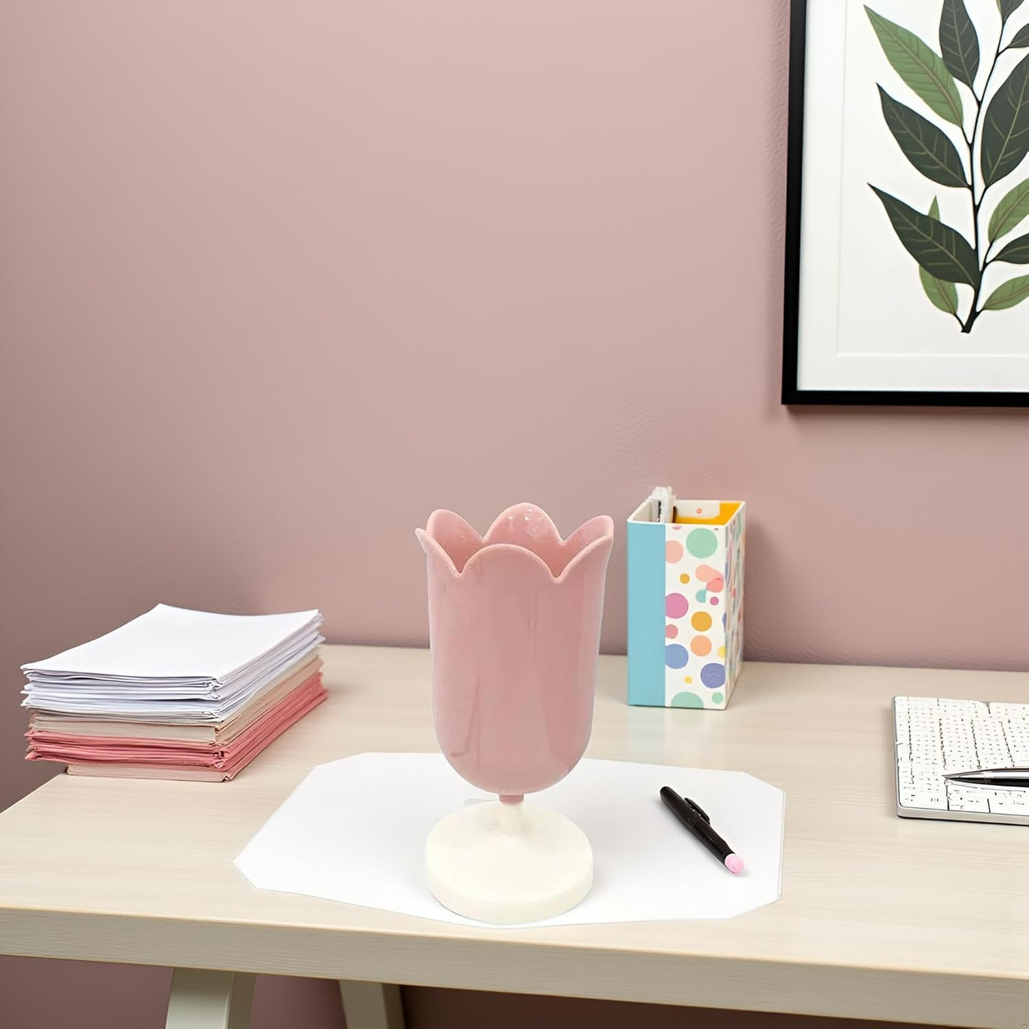 Pink Plastic Tulip Pen Holder Cute Pens Cup for Desk Pen Brush Organizer Office