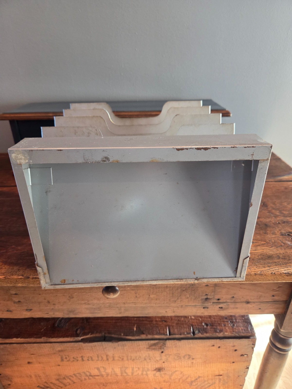 VTG Metal Paper Holder 5 Shelf Tier File Tray Desk Organizer In Out
