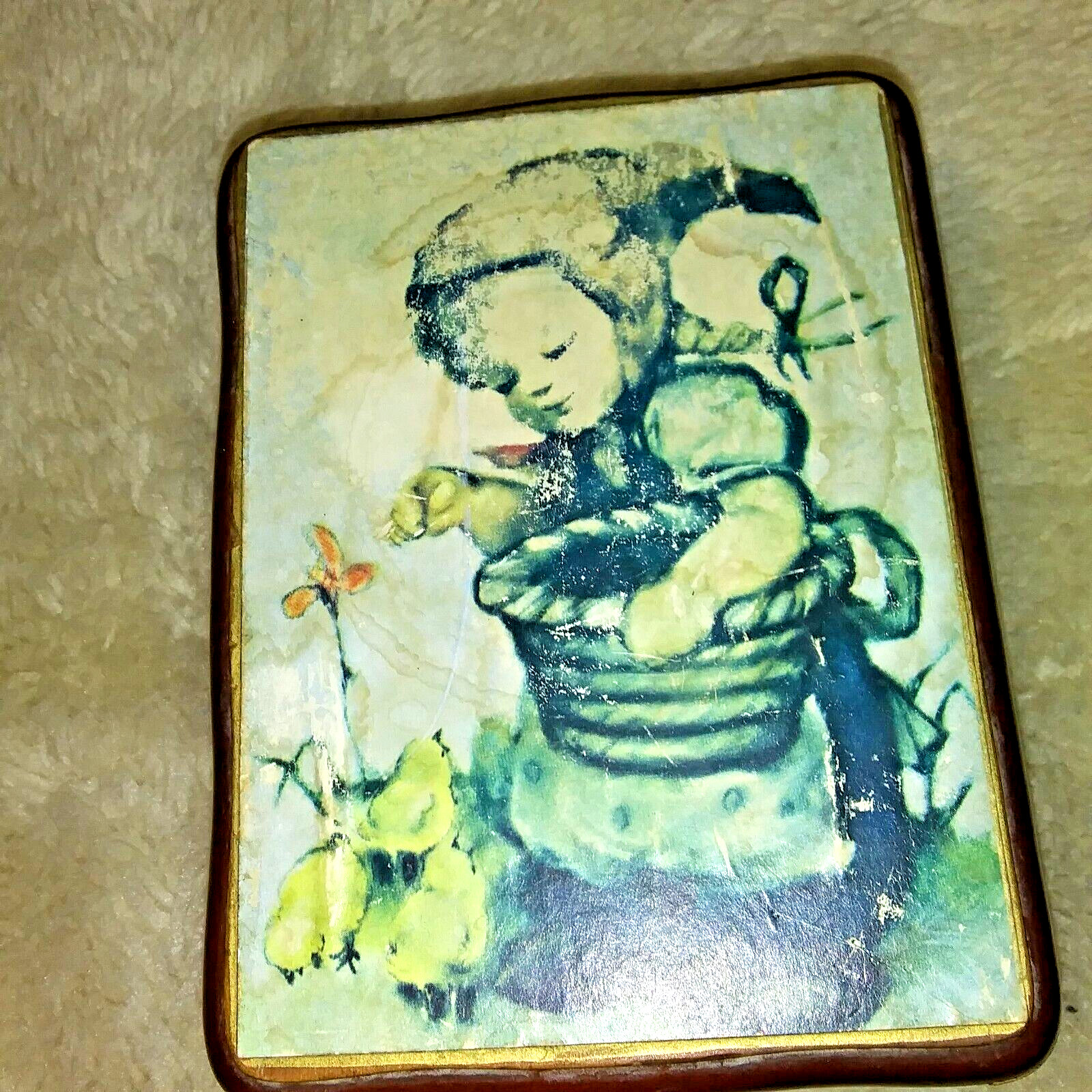 Hummel Girl with basket Vintage Music Box Japan Music not working
