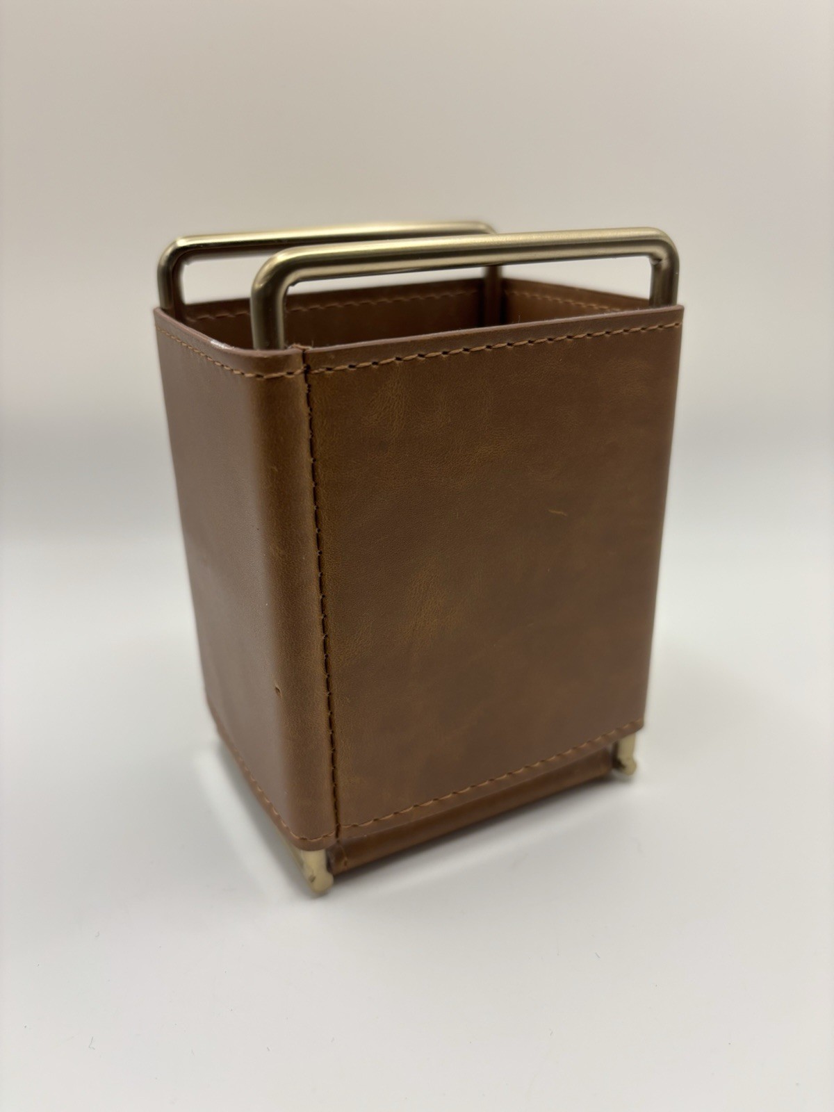 West Elm Leather & Brass Pencil Cup Desk Organizer – Mid-Century Modern – NWT
