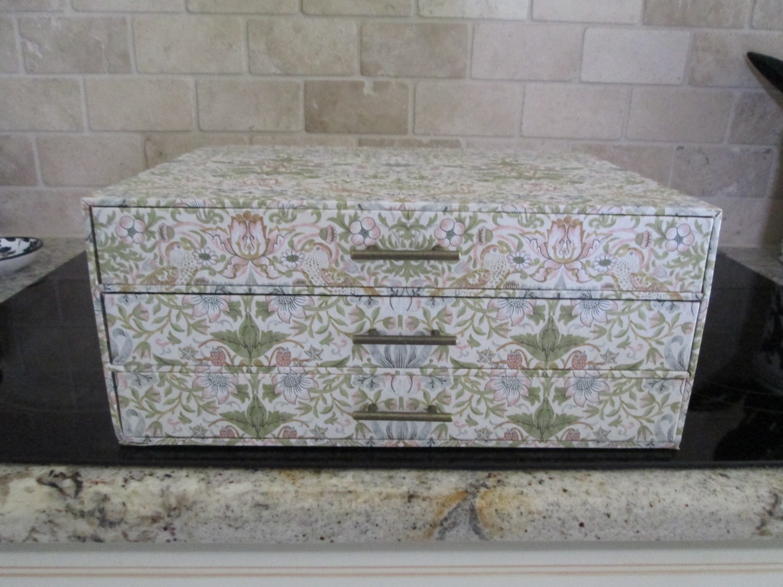Morris and Co Strawberry Thief Desk Organizer Storage Box with 3 Drawers/NEW
