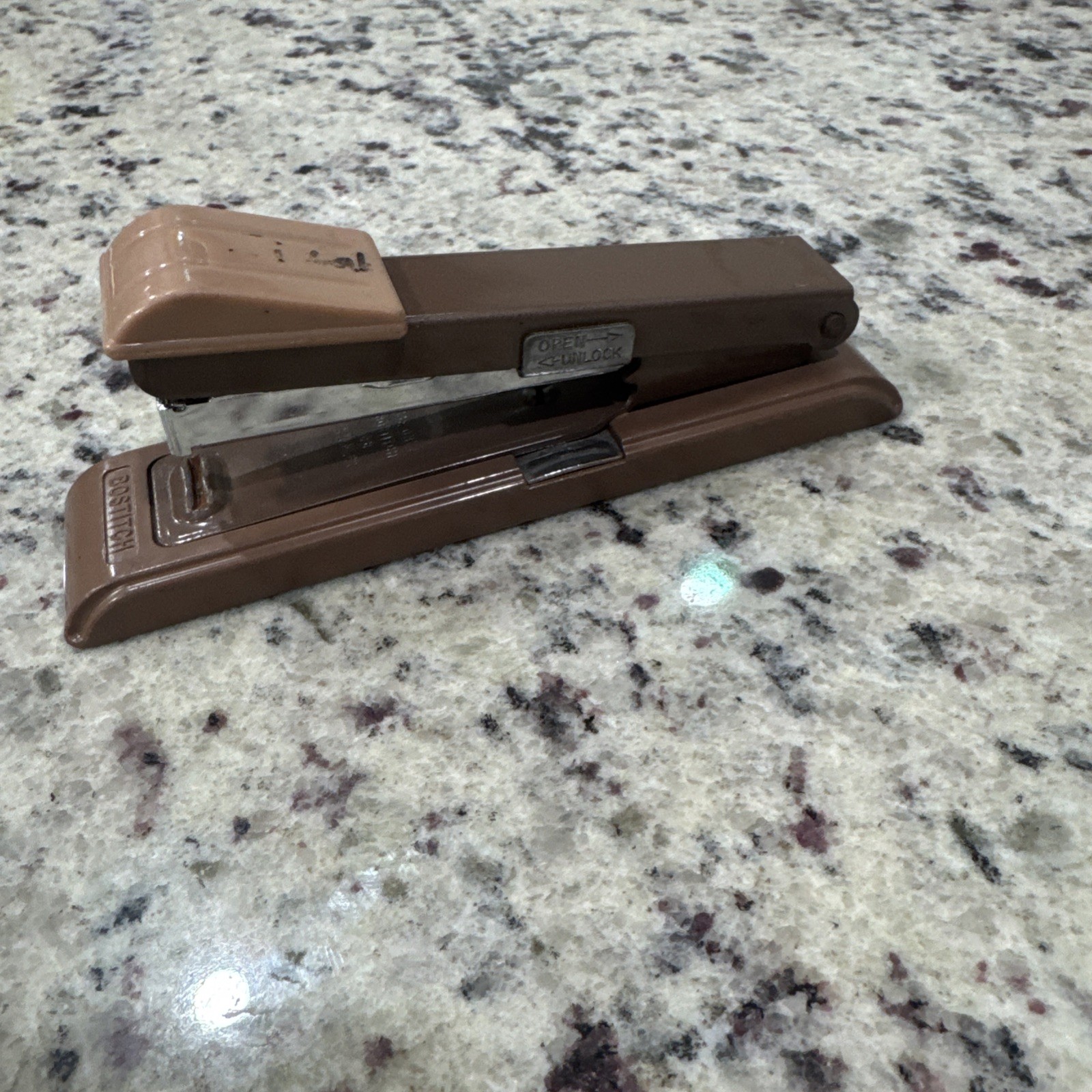 VTG Bostitch B8 Stapler With Staple Remover Brown Desktop Office WORKS