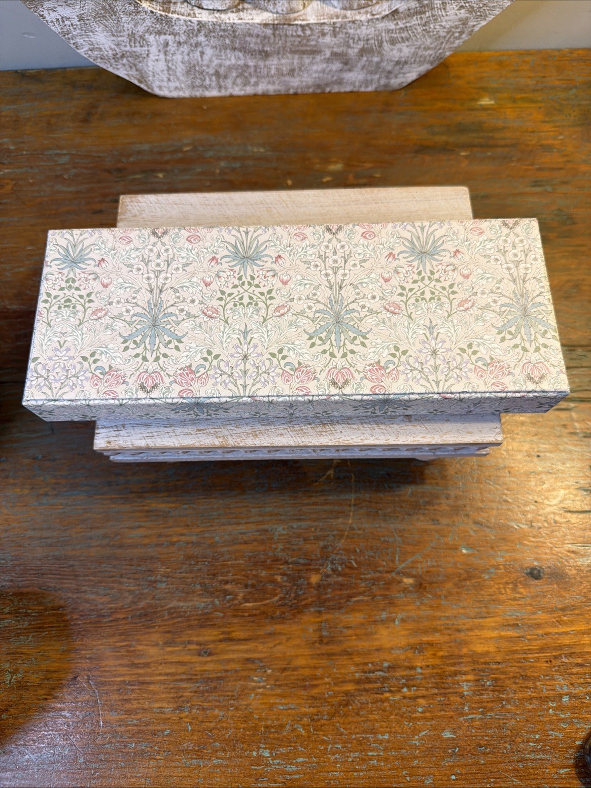 Morris & Co. Hyacinth Desk Storage Organizer. New With Tags.