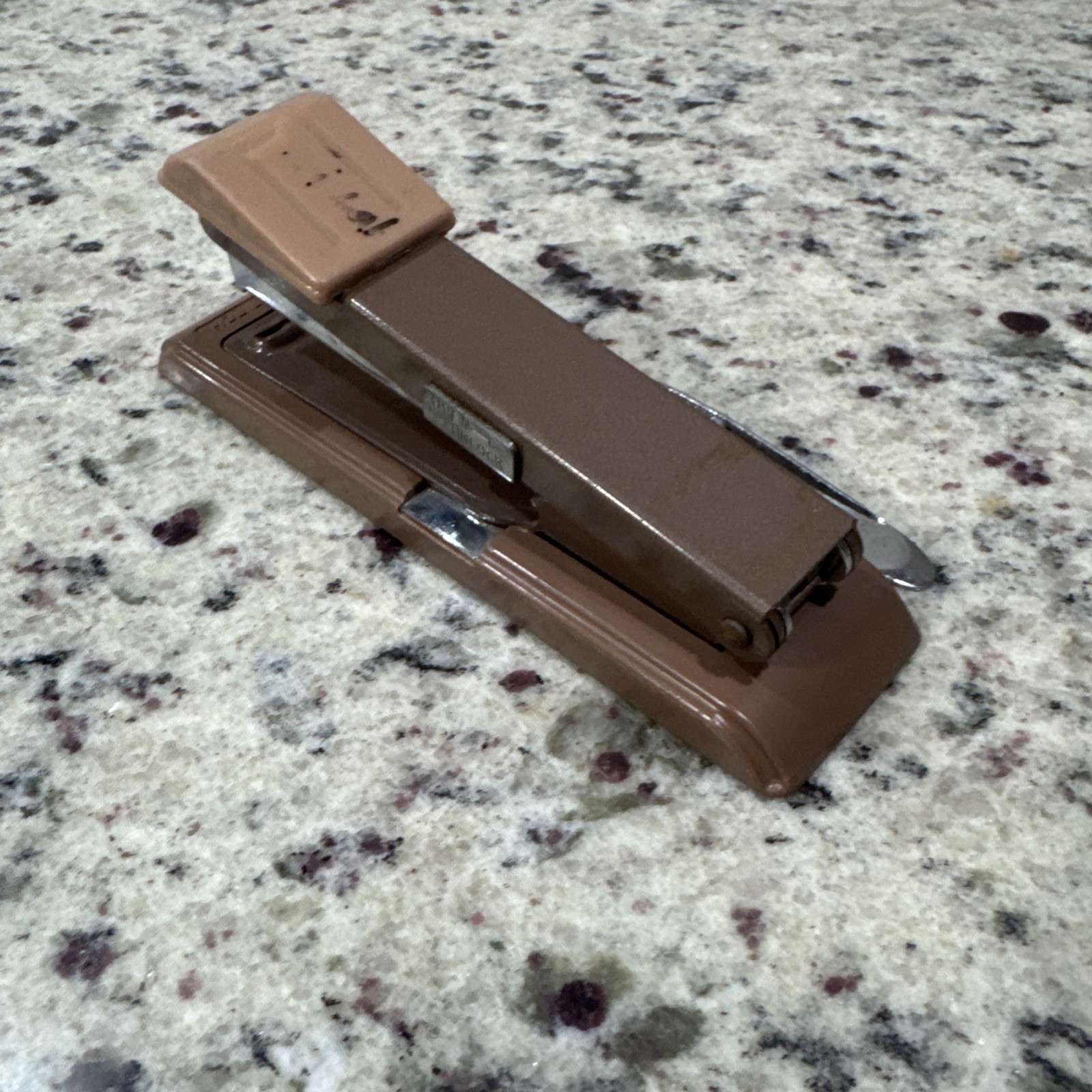 VTG Bostitch B8 Stapler With Staple Remover Brown Desktop Office WORKS