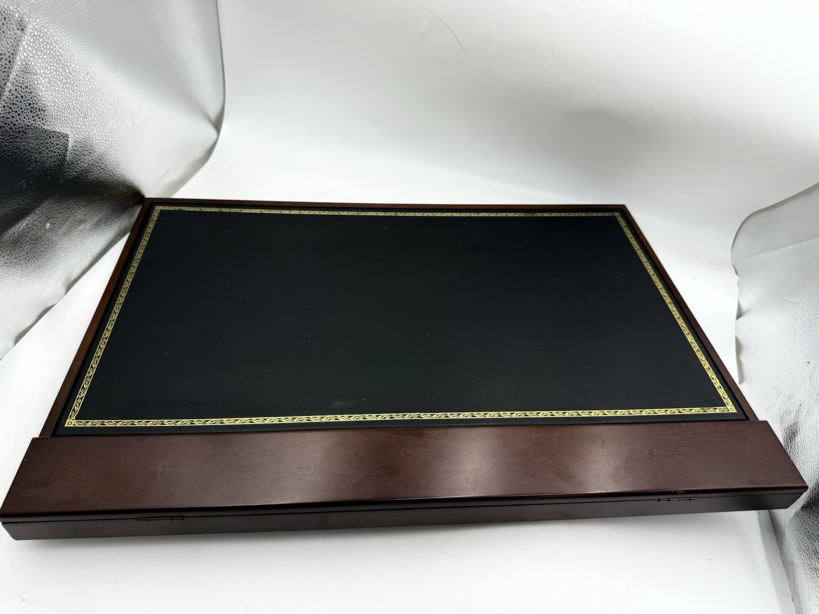 ✨✨Vintage Bombay Co Executive Desk Wood&Leather Pad Blotter Golden Accents✨✨