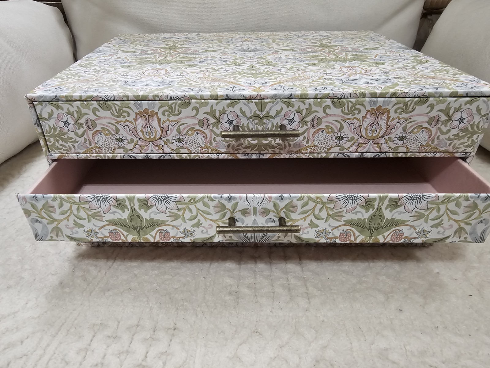 Morris and Co Strawberry Thief Desk Organizer Storage Box with 3 Drawer Rare