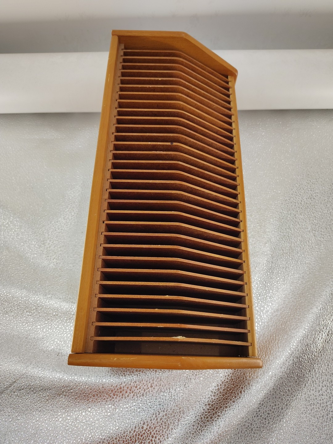 VTG LILLIAN VERNON Wood Desktop Mail CD-BILL ORGANIZER 31 SLOTS & DRAWERS