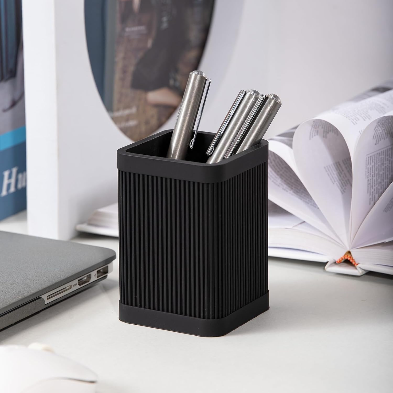Aesthetic Pen Holder For Desk, Modern Silicone Pencil Holder, Stylish Office Des