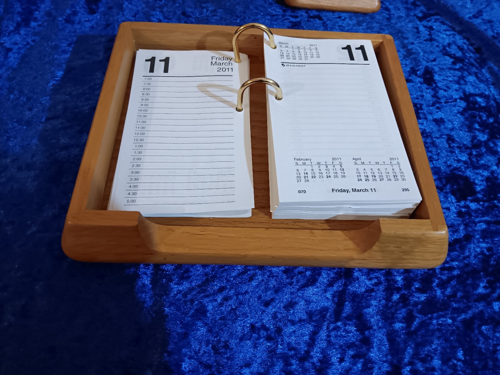 Oak Line By Curtis Wooden Desk Organizer, Business Card and Pen Holder, Planner