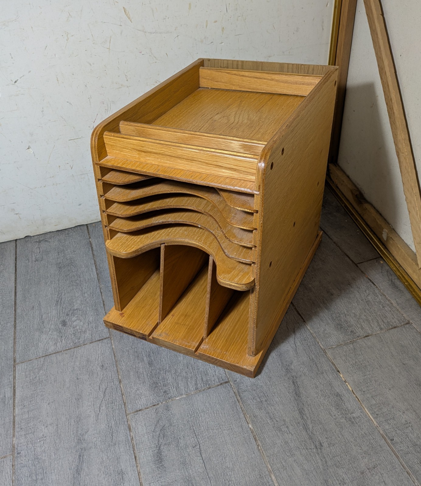 Vintage Rustic Oak Wood Desktop File Organizer Paper Mail Letter Sorter Tray M34