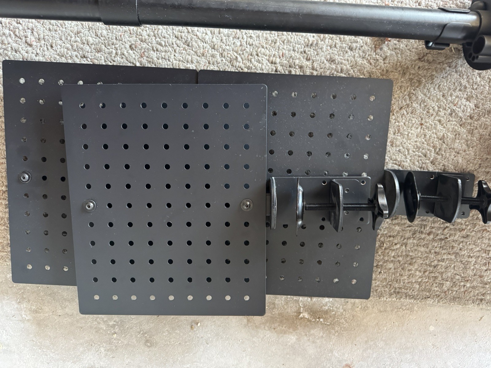 VIVO Steel Clamp-on 24″ x 20″ Desktop Pegboard (x2), Magnetic Privacy Panel
