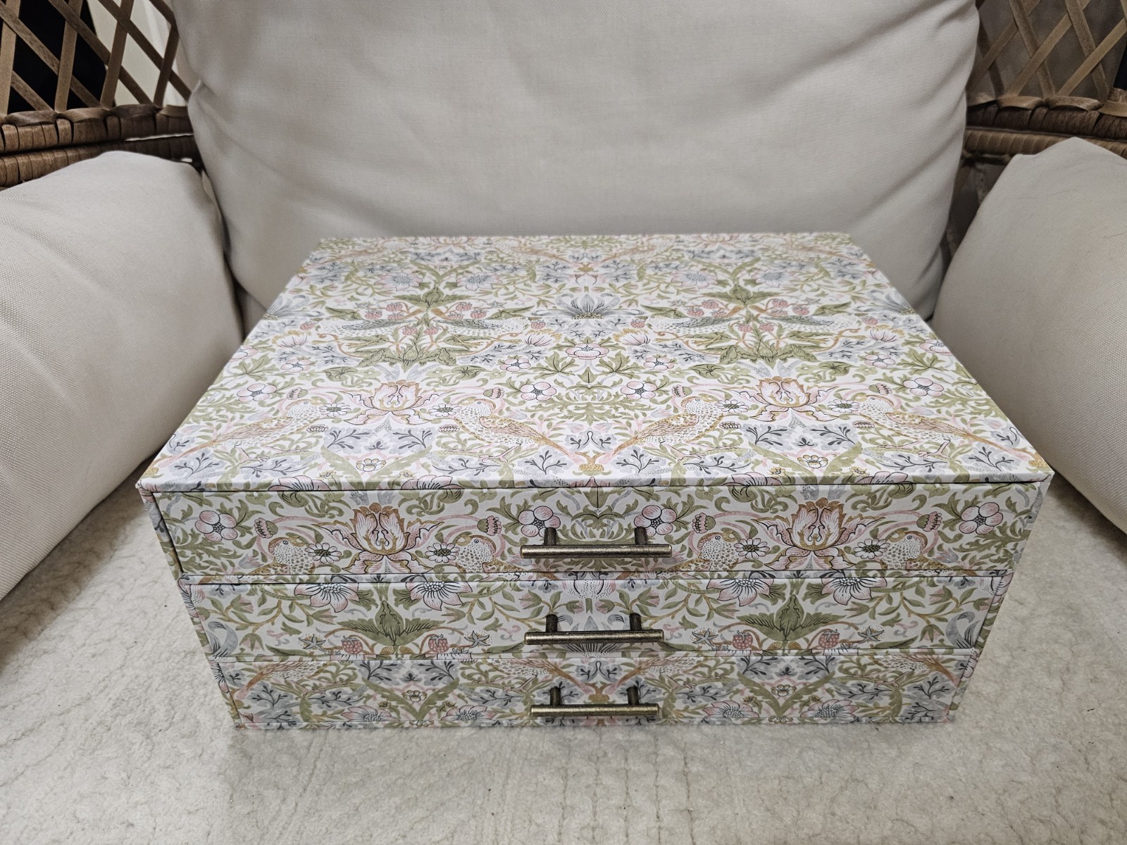 Morris and Co Strawberry Thief Desk Organizer Storage Box with 3 Drawer Rare