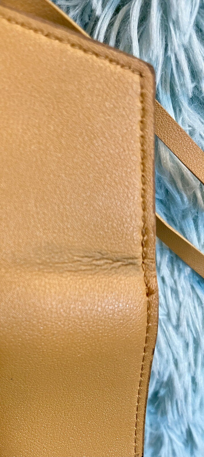 NEW Glass Ladder & Co Vegan Leather Katherine Tech Organizer Roll Honey Wallet