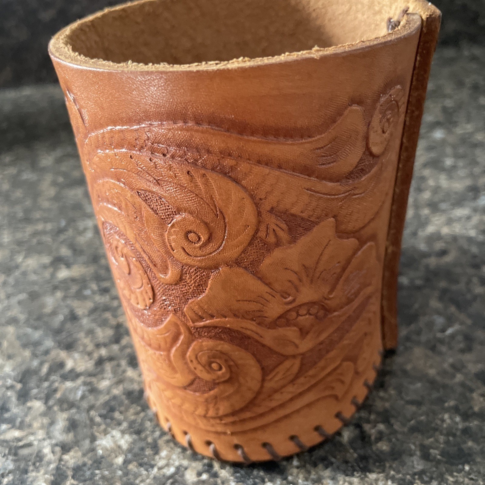 Handmade Leather Pen & Pencil Holder Desk Office Decor 4.5″ Dice Cup