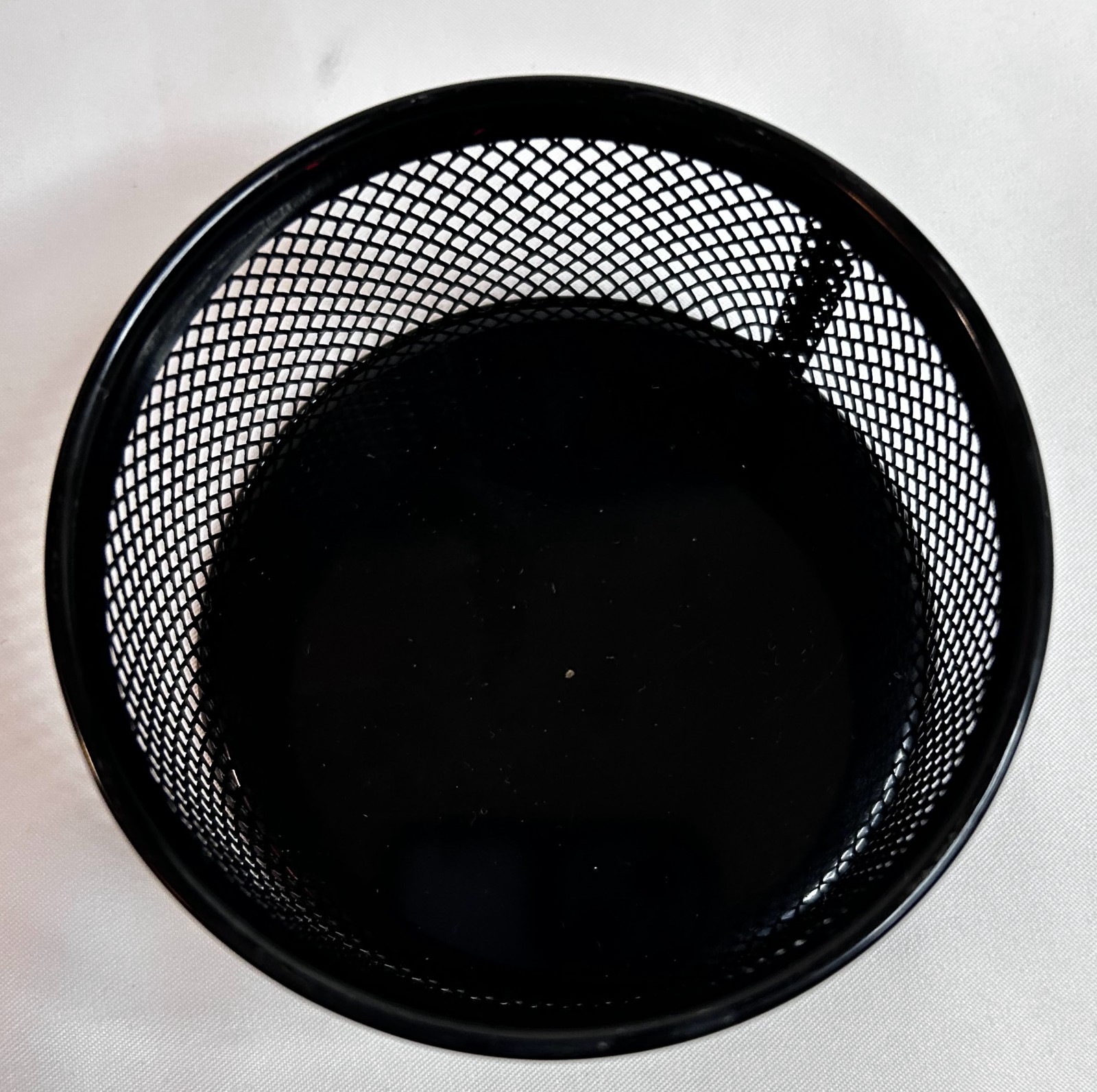 Wire Mesh Clip Holders, Black, Set of 3 (Sizes: Small, Medium & Large), Preowned