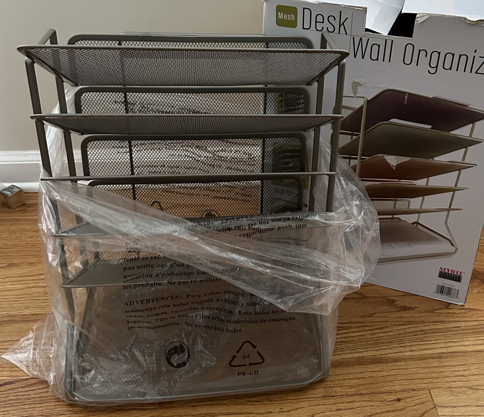 Seville Classics Mesh Letter 6-Tray Desk Wall Organizer Office Home New OB