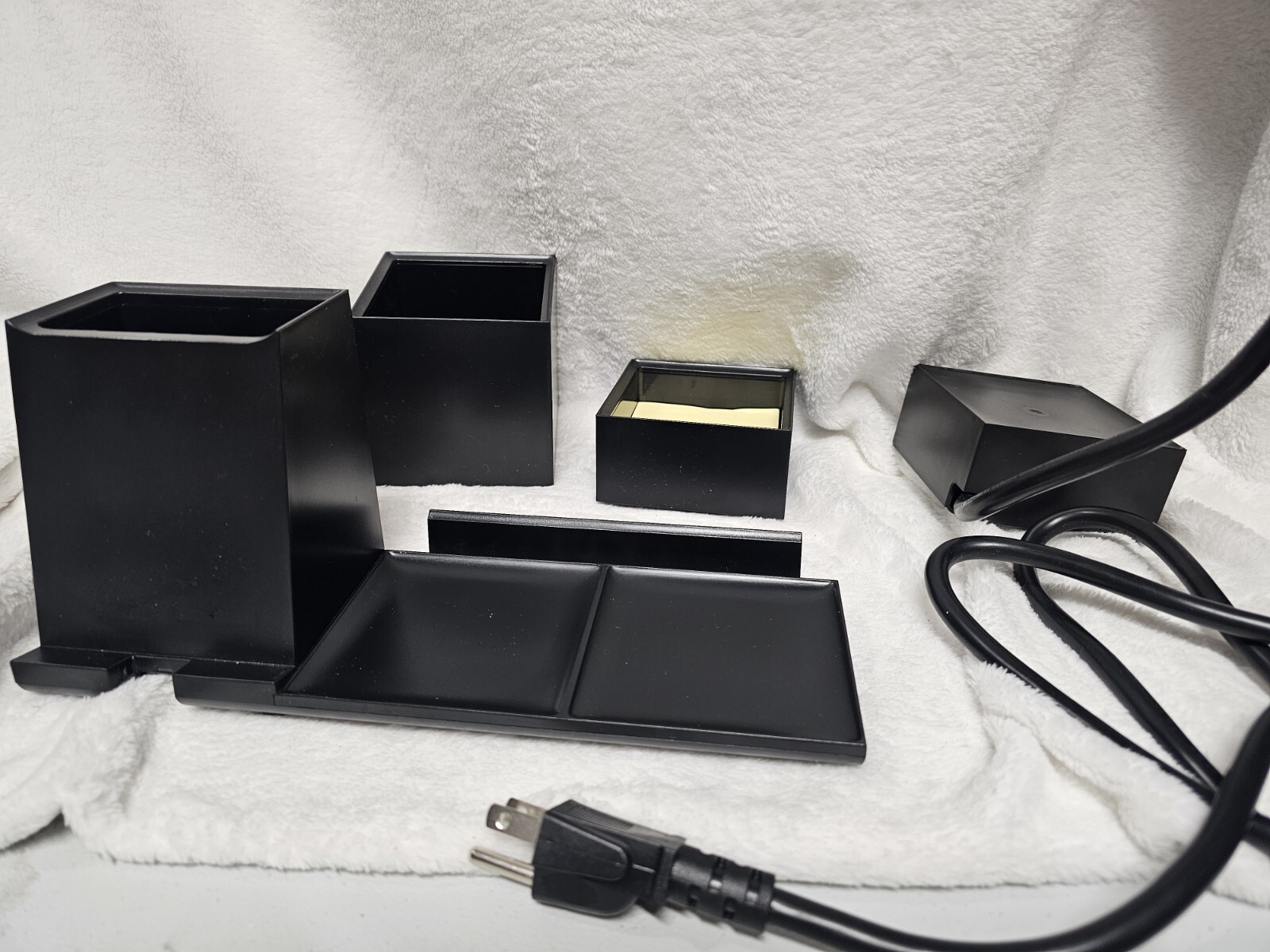 Bostitch Office Konnect Desk Organizer, Black Plastic (KT2-CLUBKITQI-BLK)