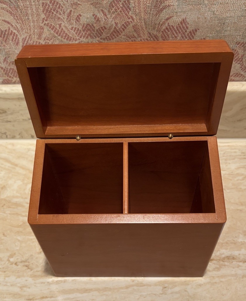 Vintage Levenger Wooden Pencil Fountain Pen Pencil Holder Desktop Display Box