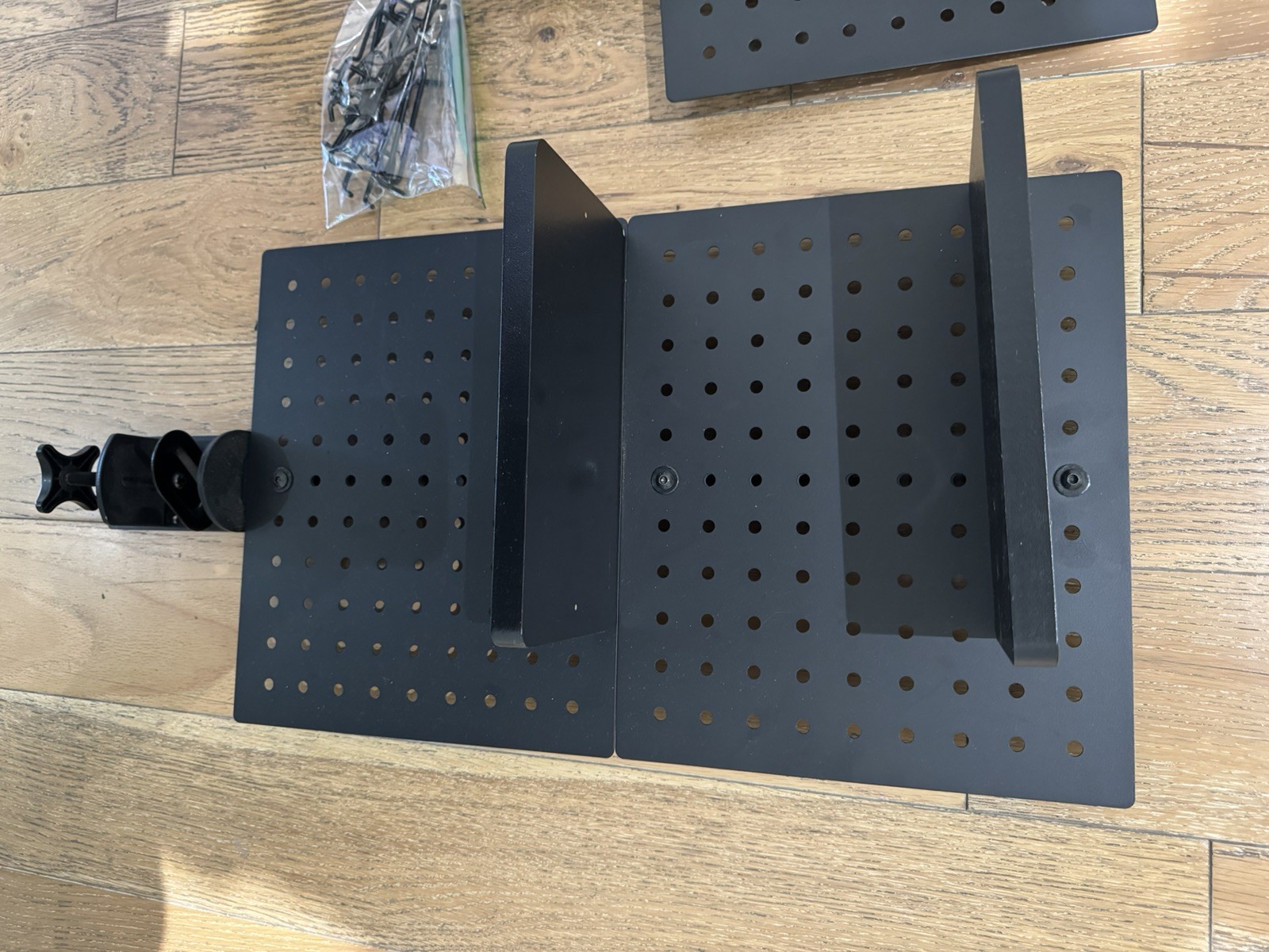 VIVO Steel Clamp-on 24″ x 20″ Desktop Pegboard (x2), Magnetic Privacy Panel