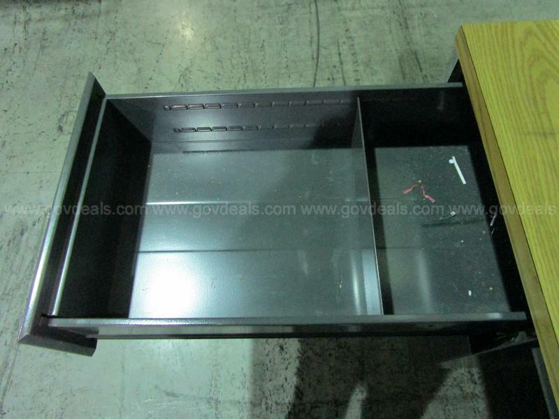 STEELCASE INDUSTRIAL METAL 6 DRAWER DESK
