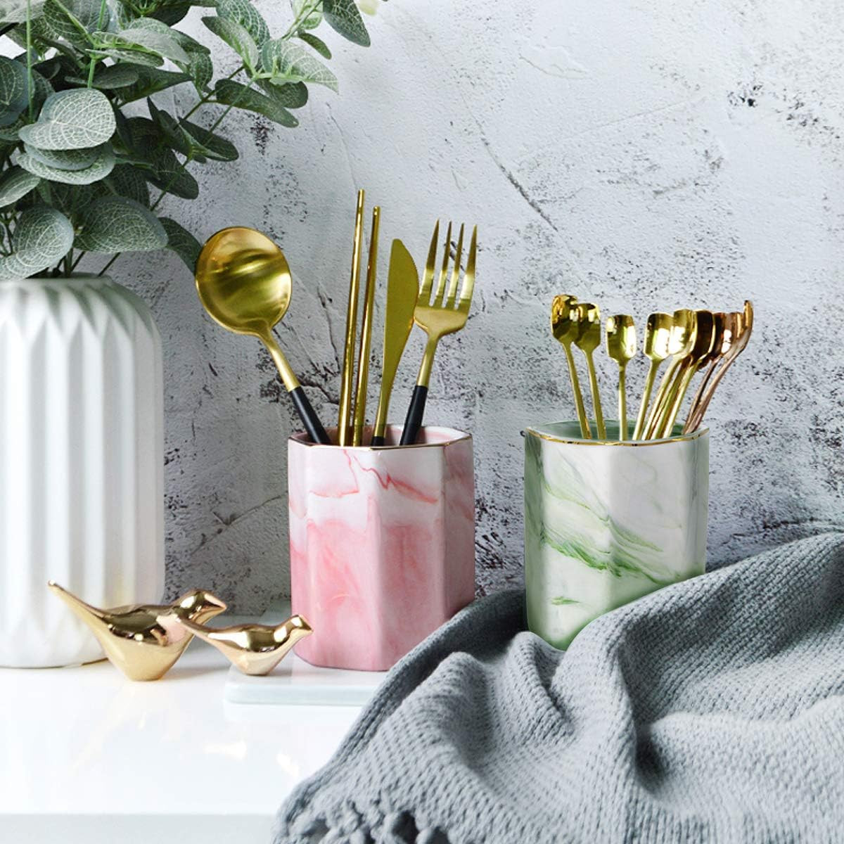 Pencil Holder, Pencil Cup for Desk, Makeup Brush Holder Cup, Cute Pencil Stand M