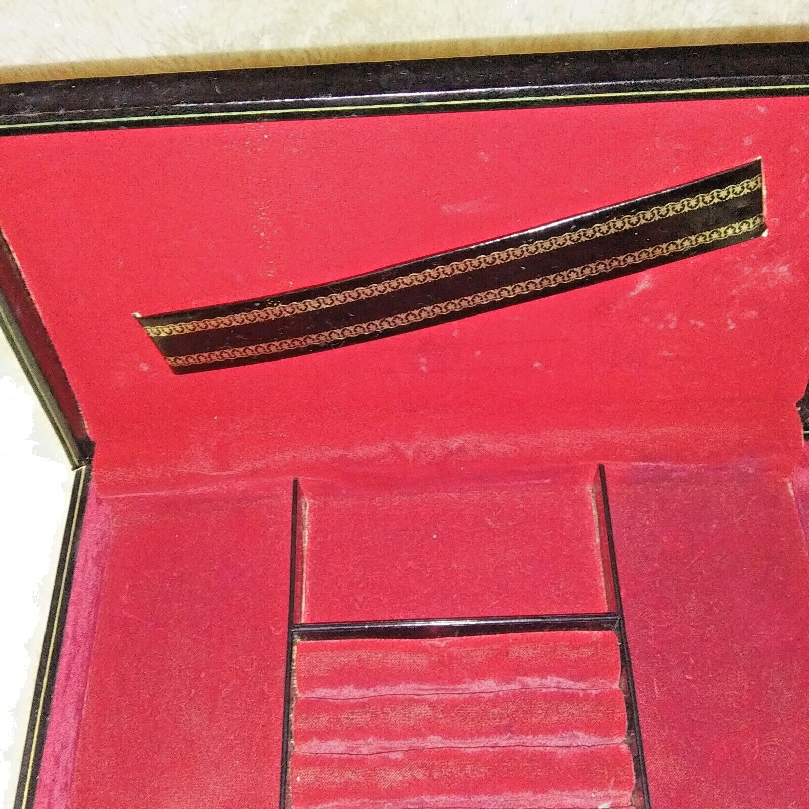 Swank Men’s Black Cufflink Case Jewelry Box Gold Trim Sweden Philippi vintage